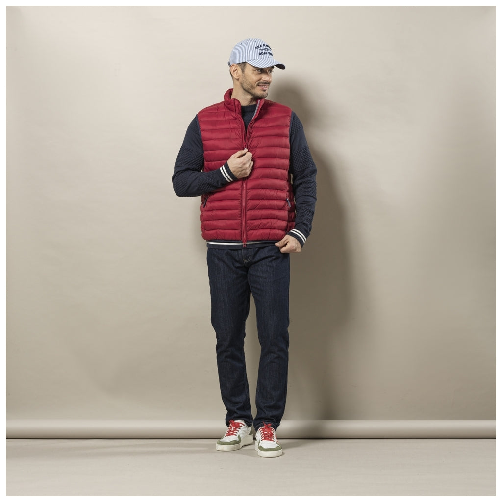 Benjamin Vest - SR Red