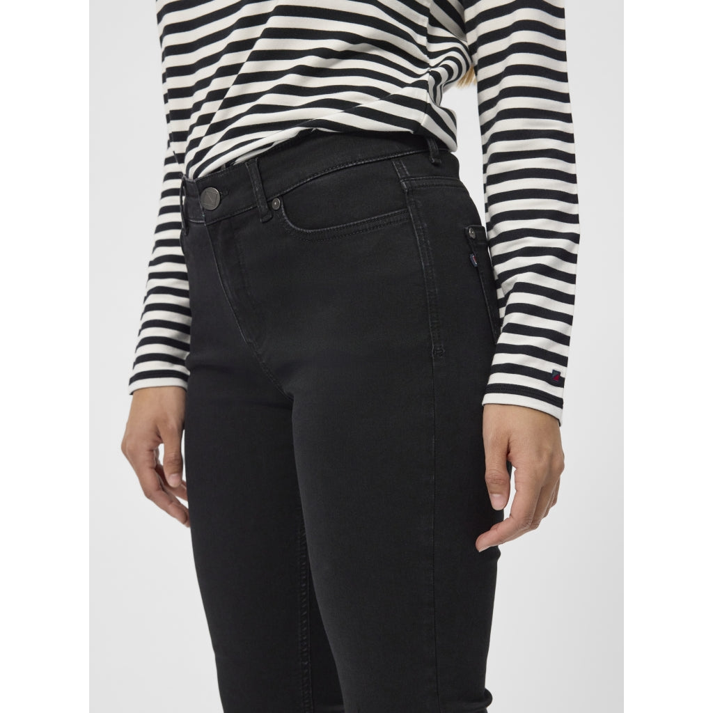 Black Mai Jeans - Black