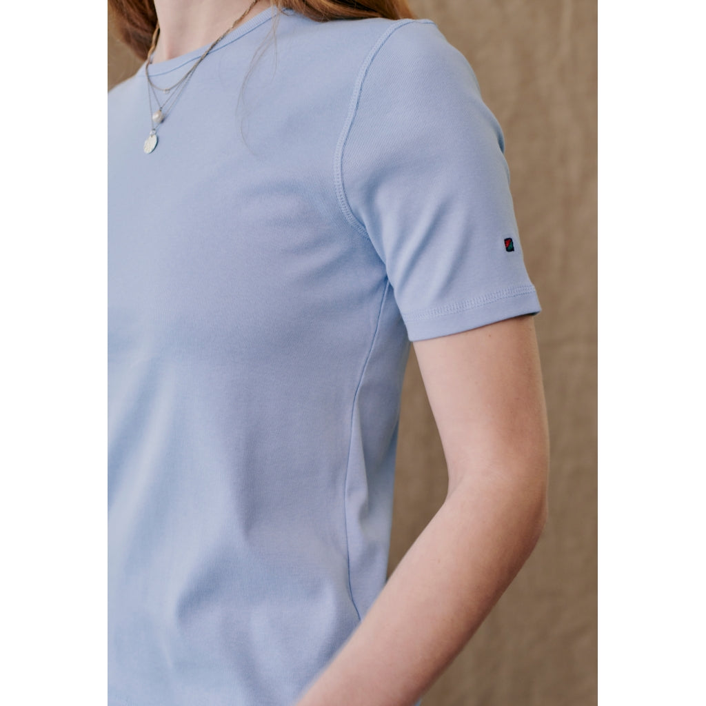 Cora Short Sleeve Tee - Sky blue