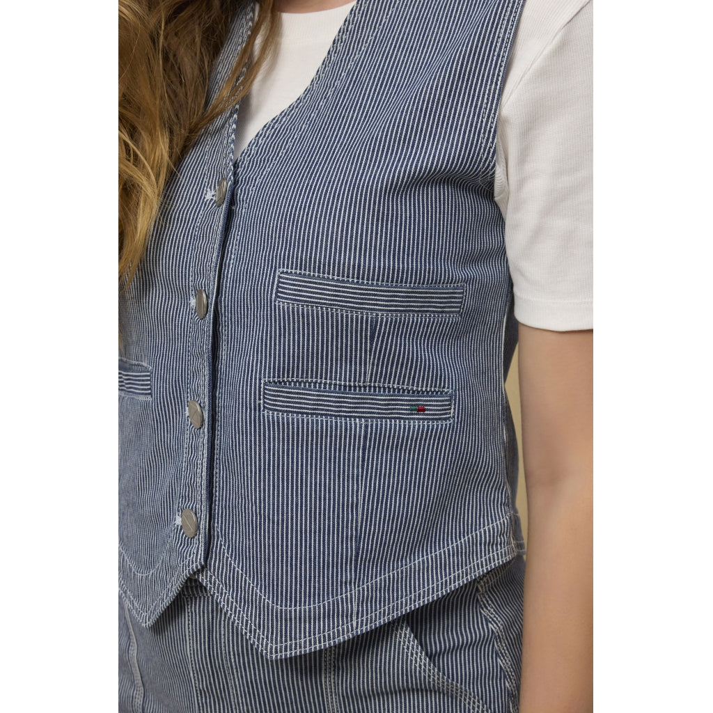 Letty Vest