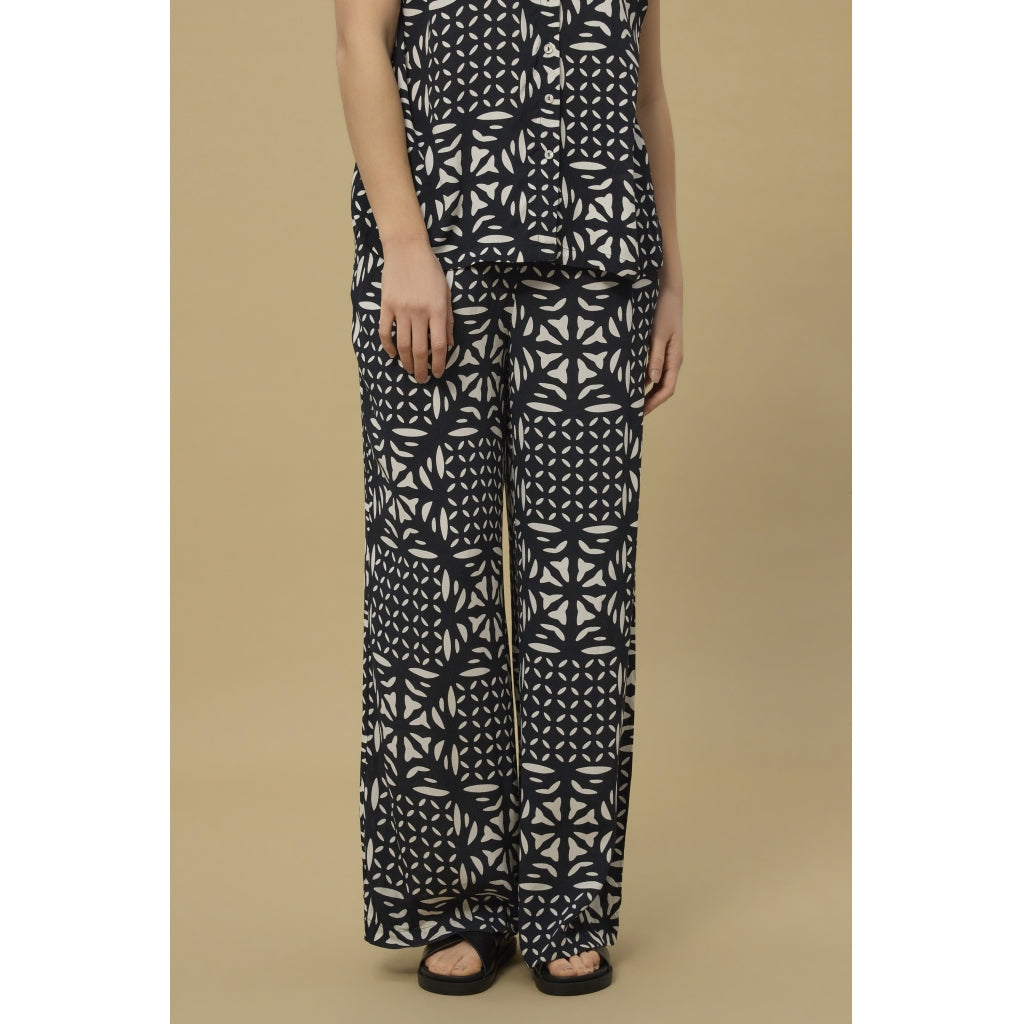 Mae Pants - Navy Pattern
